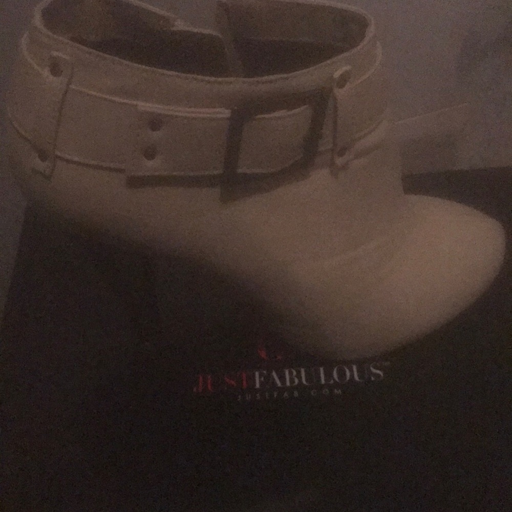 Tan heel bootie